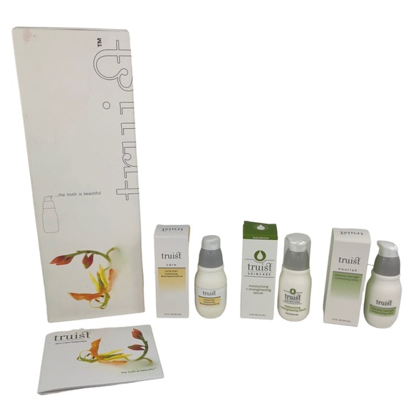 🆕 Truist Anti-Aging & Moisturizing Skincare Set - Picture 1 of 6
